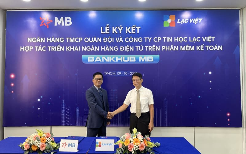 Lạc Việt và MB Bank hợp tác triển khai ngân hàng điện tử