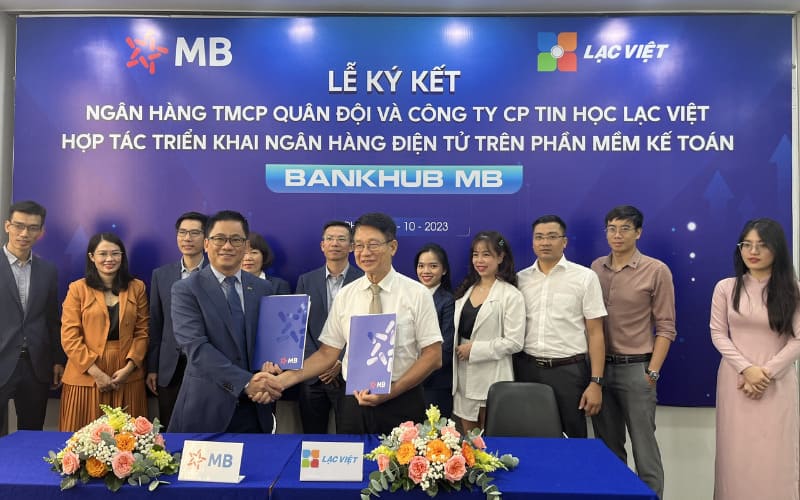 Lạc Việt và MB Bank hợp tác triển khai ngân hàng điện tử