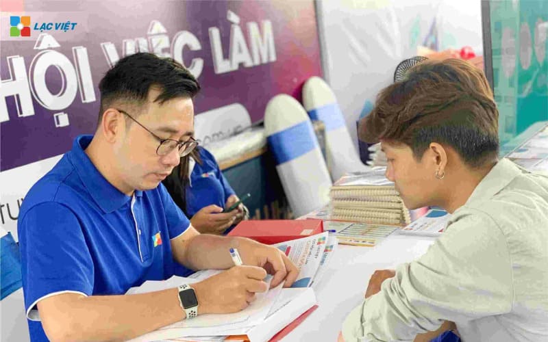 Lạc Việt tham gia ngày hội Hutech IT Openday 2023